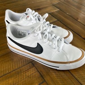Nike Court Legacy Sneaker